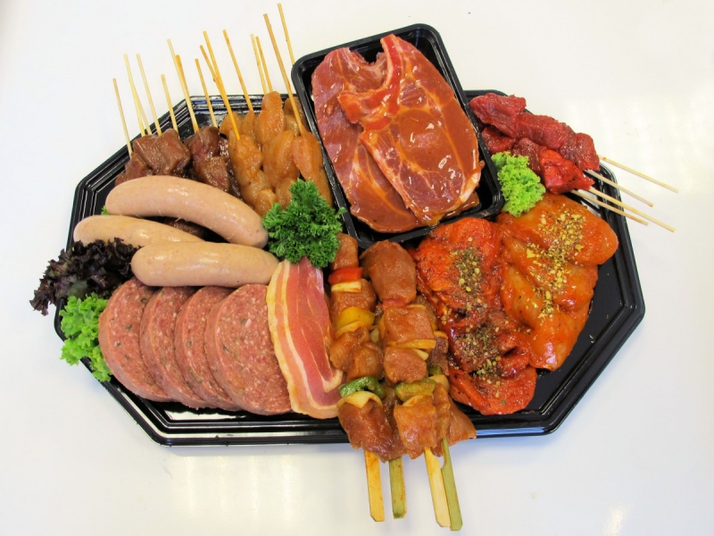 boucherie-TOUET SUR VAR-min_bbq_butcher_shop_supermarket_meal_party-766127